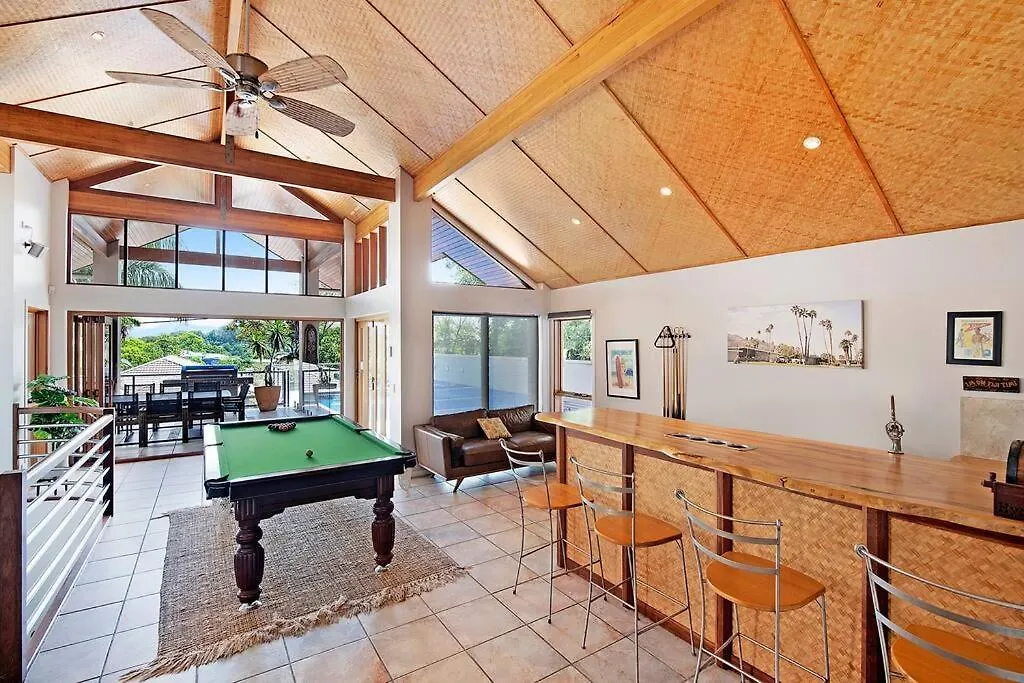 Holiday home Stunning 5-Bedroom Oceanview Retreat In Tugun Gold Coast